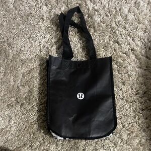Lululemon Black and White Shopping bag